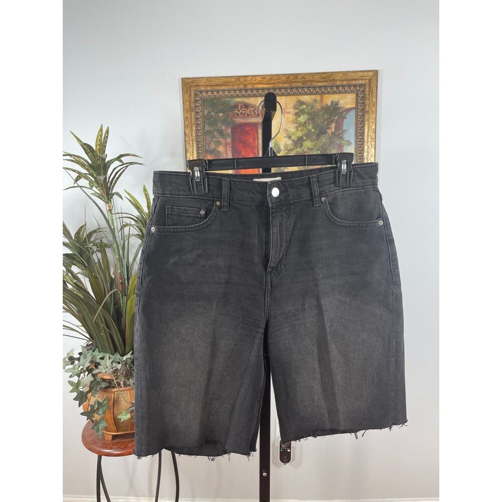 H&M Denim Shorts Women's Size 10 Black Raw Hem Grunge Edgy Streetwear Outdoor